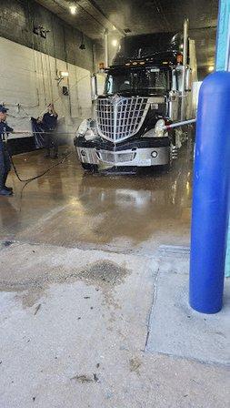 Foster Truck & Tire Road Service LLC