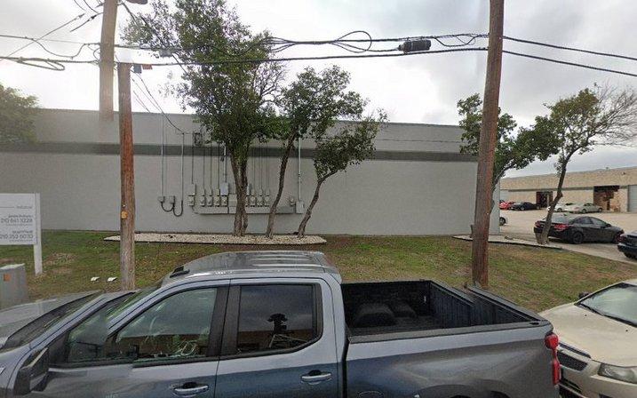 Hill Country Liquidators