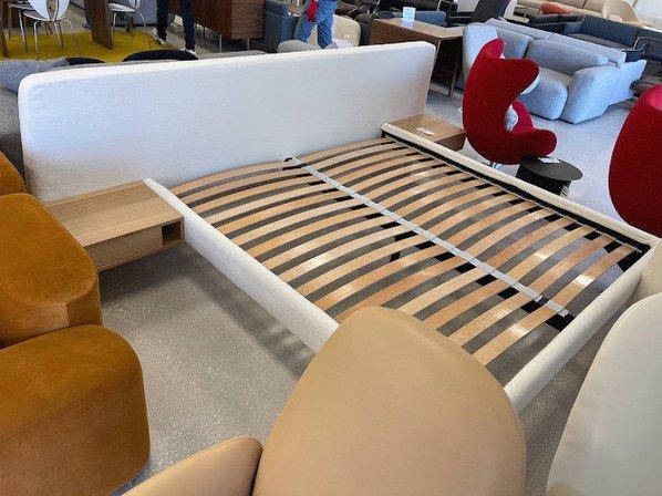 Design Within Reach San Marcos Outlet