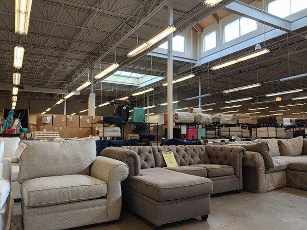 Pottery Barn Outlet