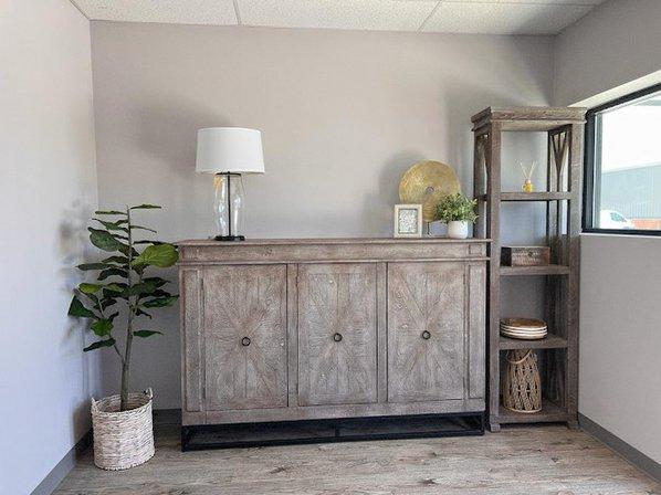 STUHLE HOME Interiors