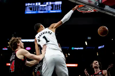 San Antonio Spurs Return to the Playoffs: A New Era Begins and the Race For Seis Is On!